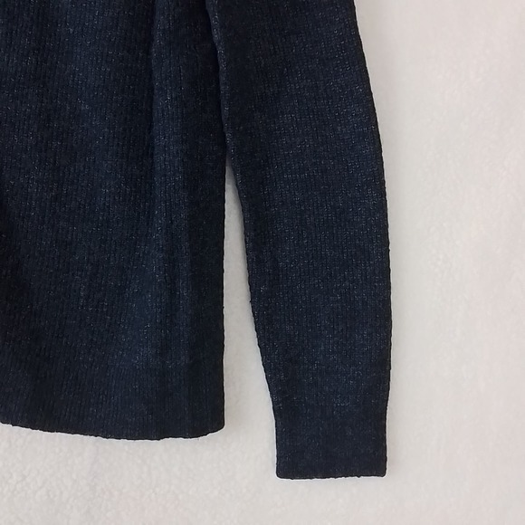 Abercrombie & Fitch Split Back Knit Sweater Size Medium in Dark Denim‎ Blue - Picture 5 of 10